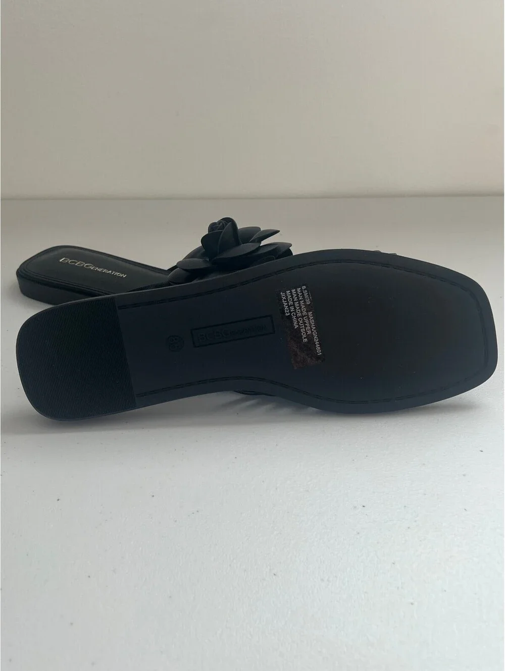 BCBGeneration Women's Masha Flower Slip-on Flat Sandals - Black, Size, 8.5